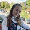 Johanne: Passer med glede din firbeinte venn