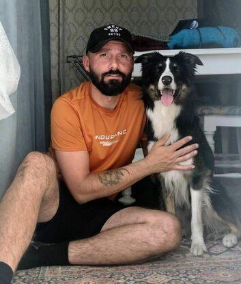 Etter 10km løpetur med Rex var det ikke vanskelig å se hvem som var mest sliten